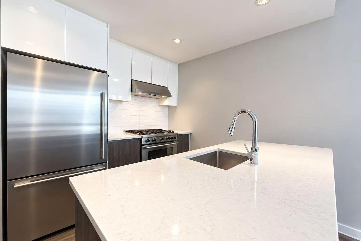 2 Bedroom Apartment for Rent - 4900 Lennox Lane, Burnaby, BC 4