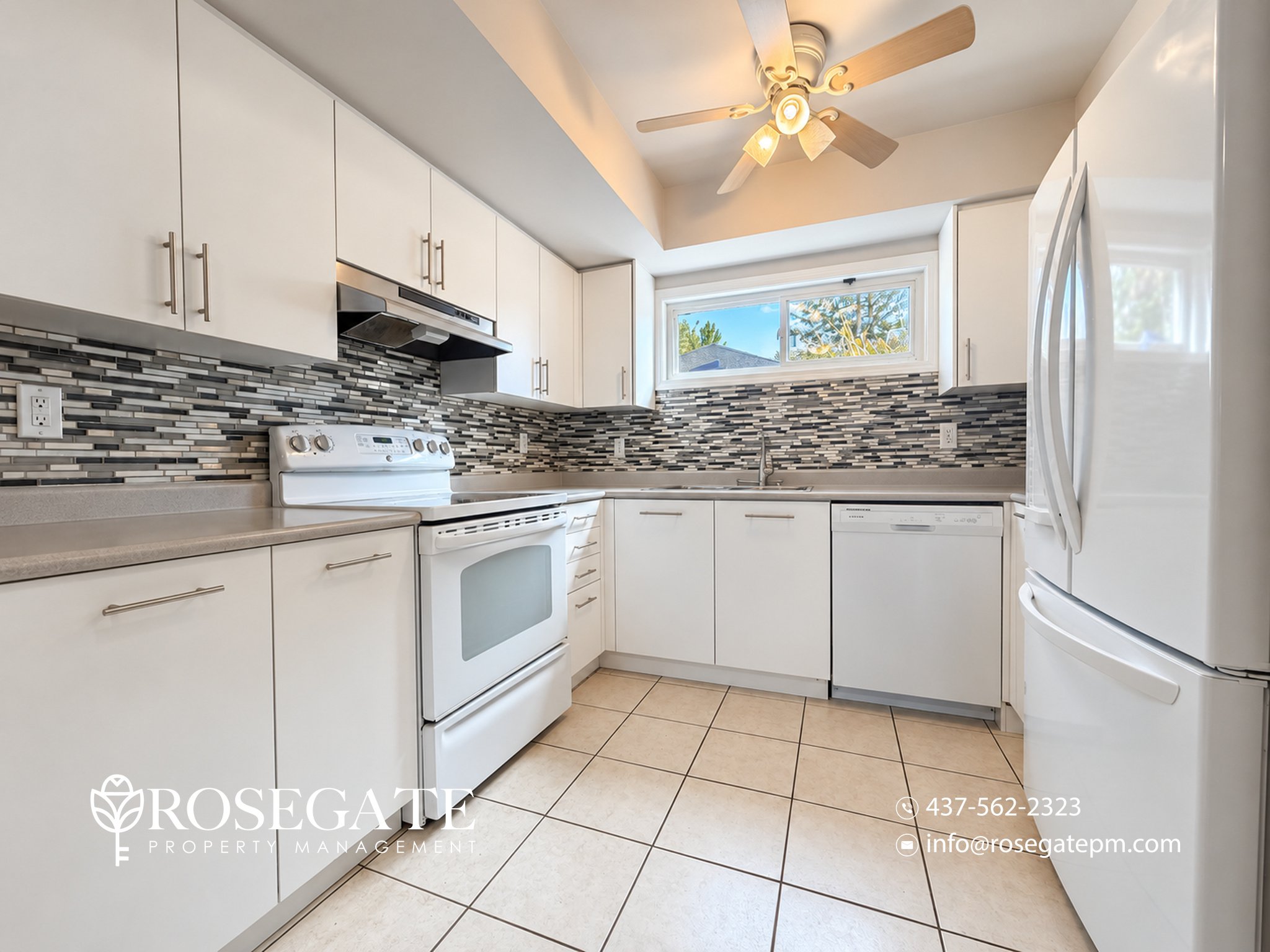 3 Bedroom Townhouse for Rent - 245 Ferndale Drive South, Barrie, ON 2