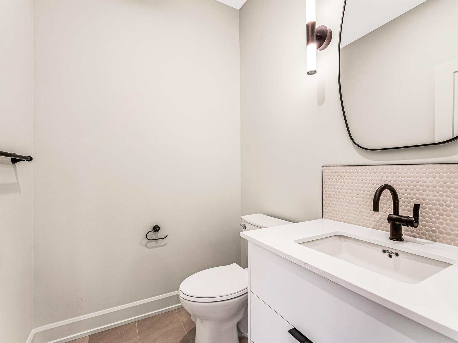 3 Bedroom House for Rent - 845 Woodroffe Avenue, Ottawa, ON 3