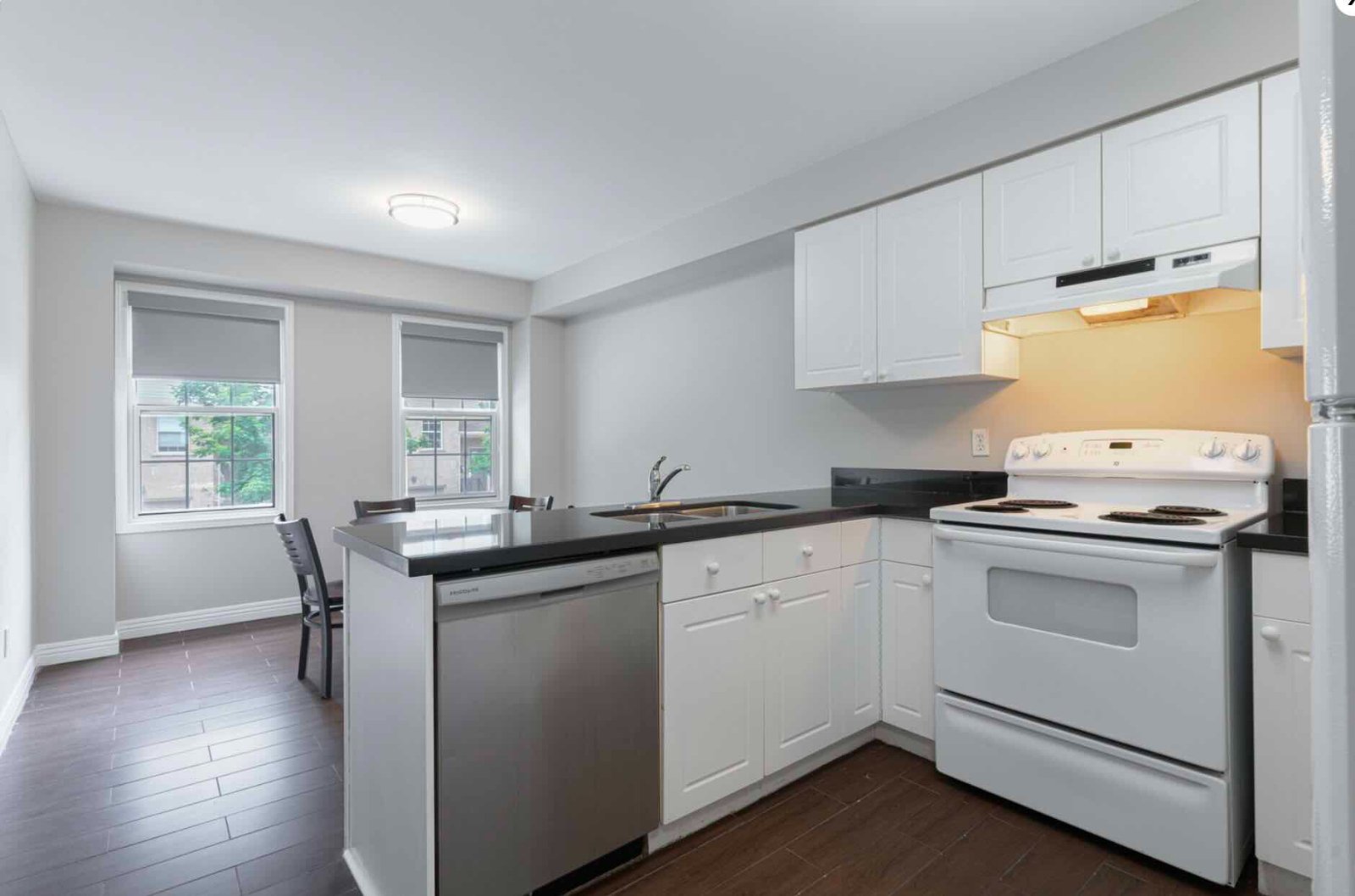 Room in Townhouse for Rent - 83 St George St, London, ON 2