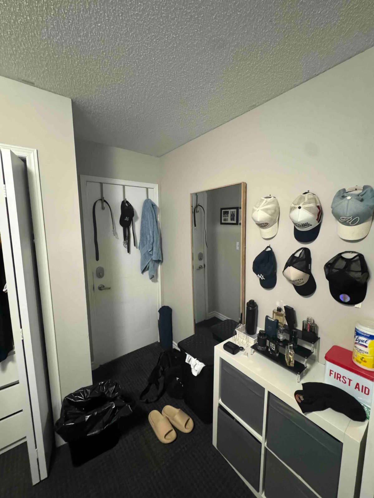 Room in Townhouse for Rent - 83 St George St, London, ON 5
