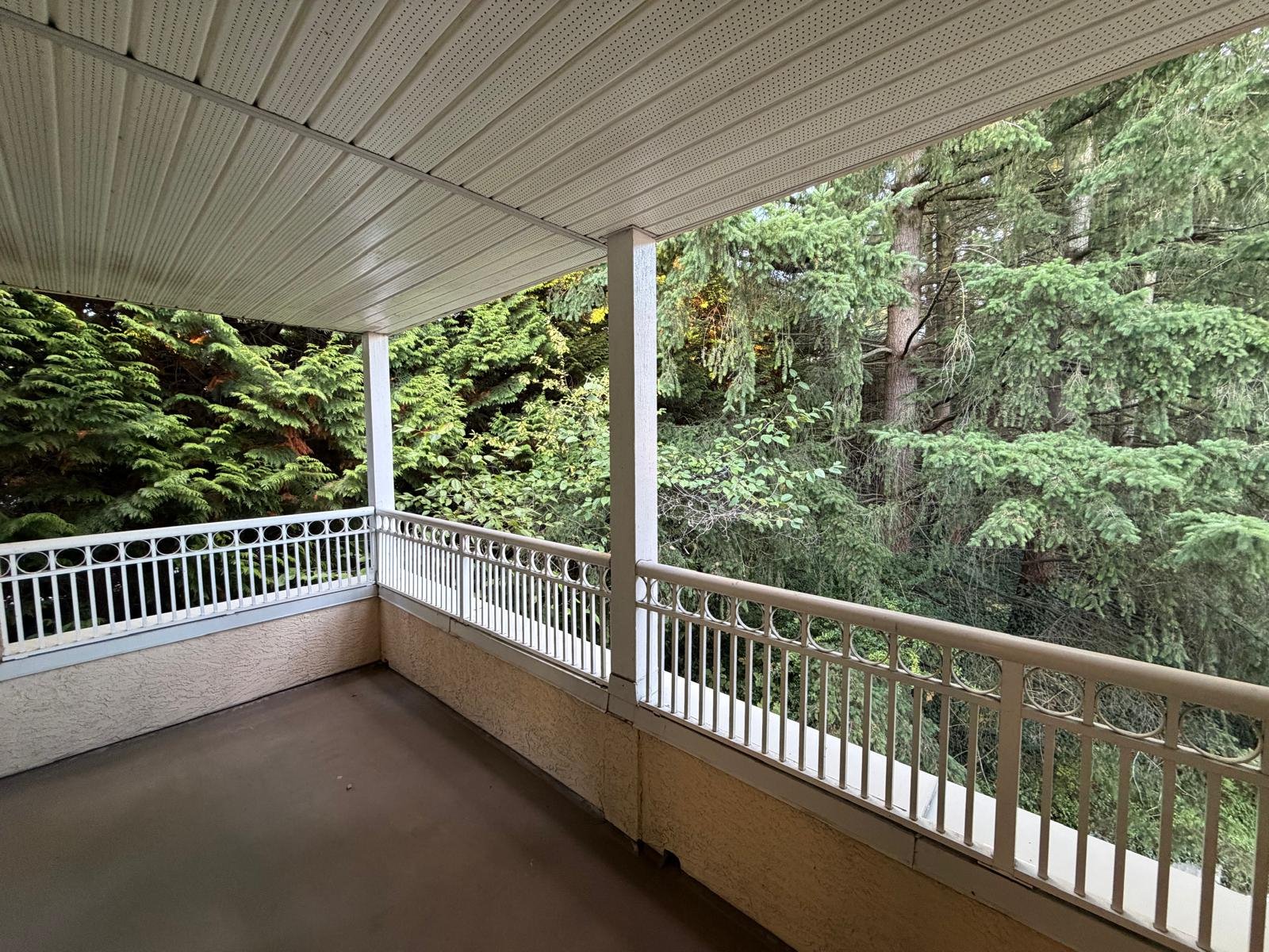 2 Bedroom Apartment for Rent - 523 Whiting Way, Coquitlam, BC 3