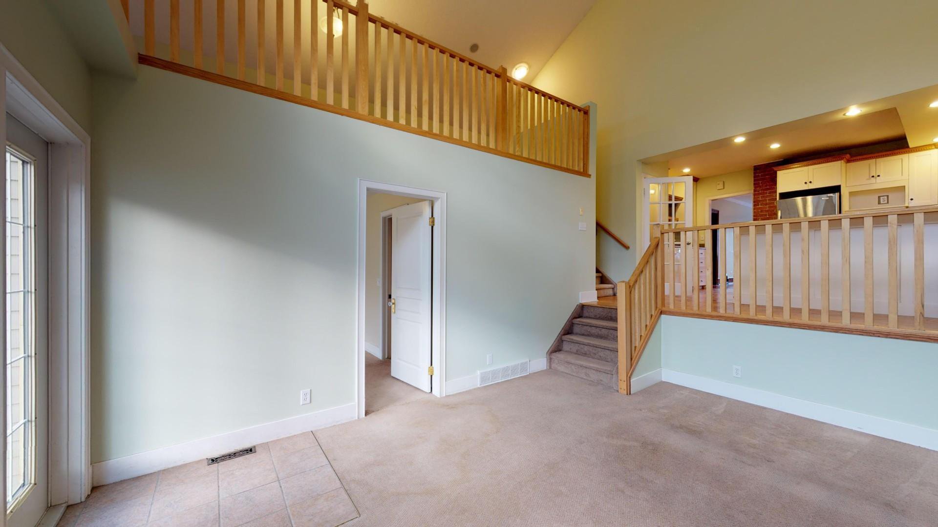 4 Bedroom House for Rent - 215 10 Ave NE, Calgary, AB 3