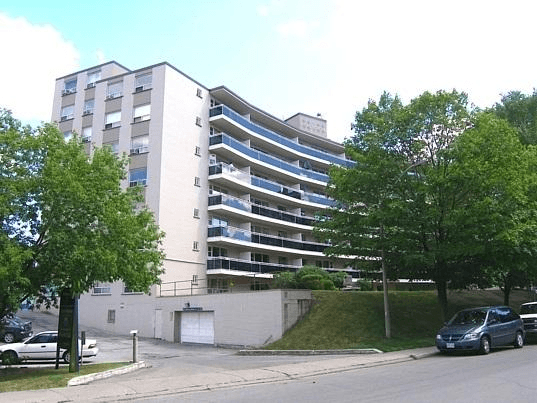 2 Bedroom Apartment for Rent - 7 Elizabeth Street North, Mississauga, ON 4