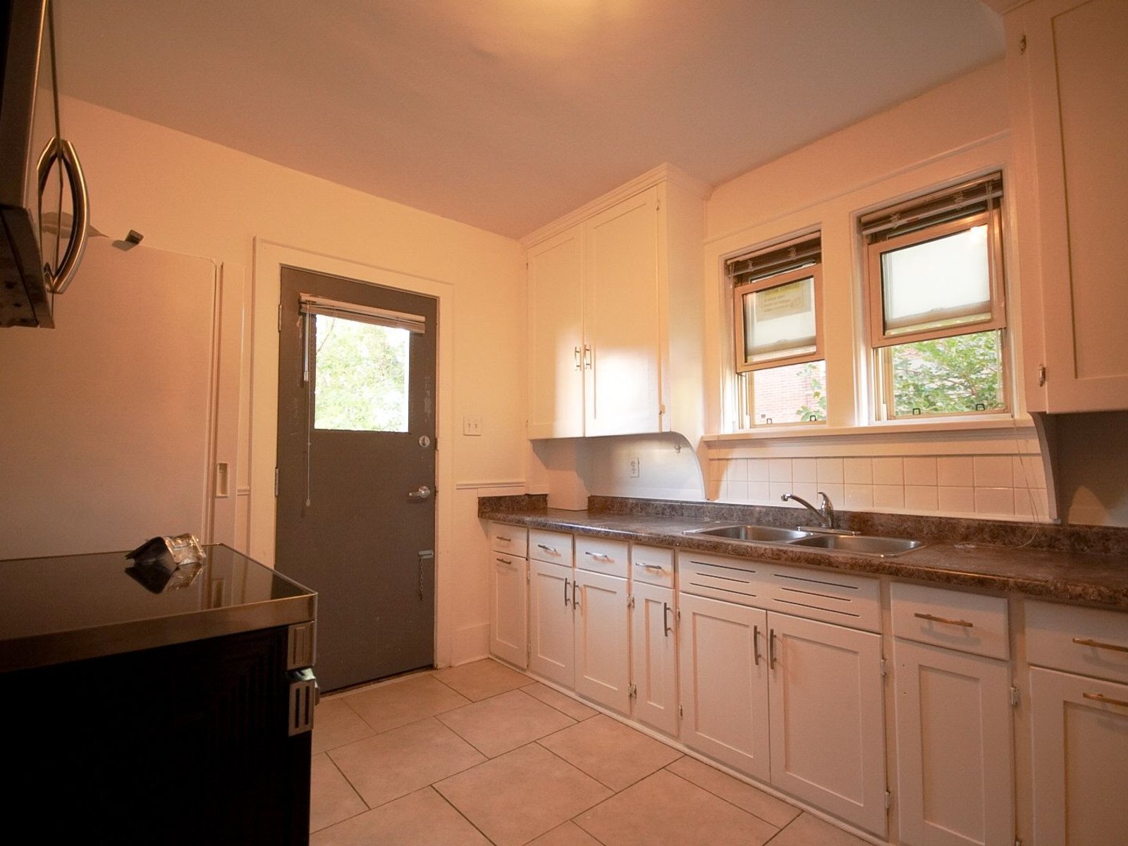 2 Bedroom Apartment for Rent - 66 Church Street, Kitchener, ON 2