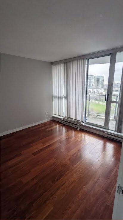 2 Bedroom Apartment for Rent - 1408 Strathmore Mews, Vancouver, BC 3