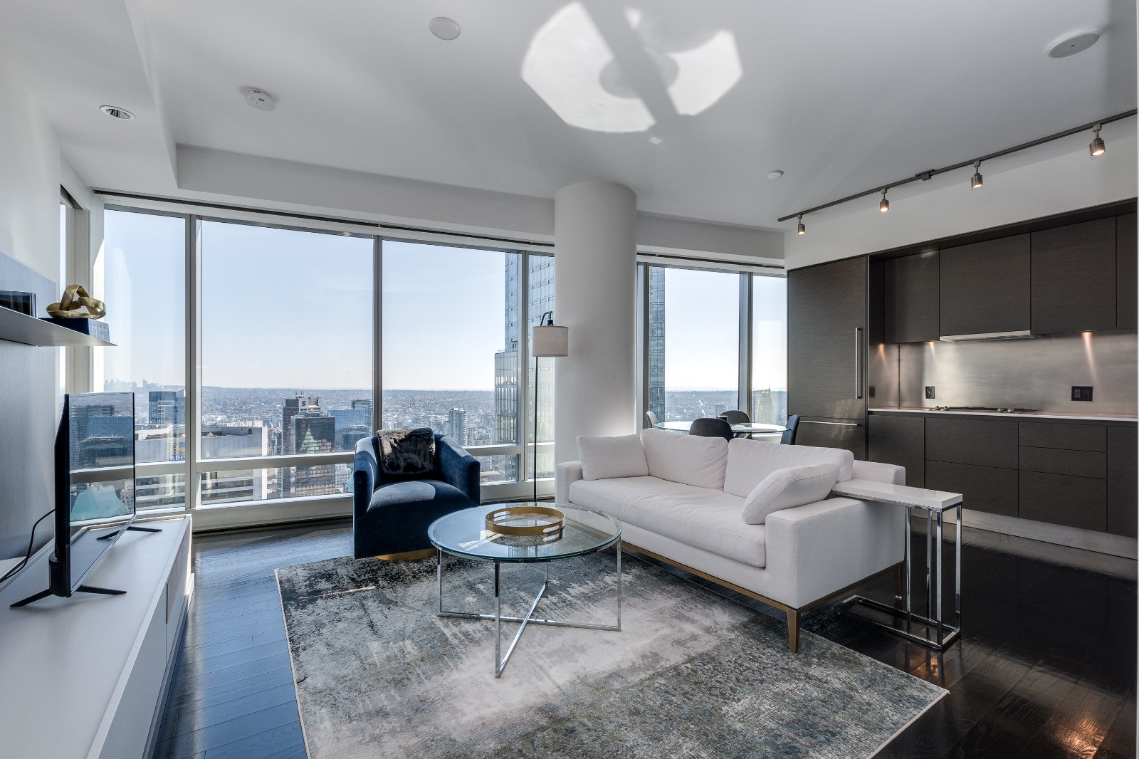 2 Bedroom Apartment for Rent - 1151 W Georgia St, Vancouver, BC 4