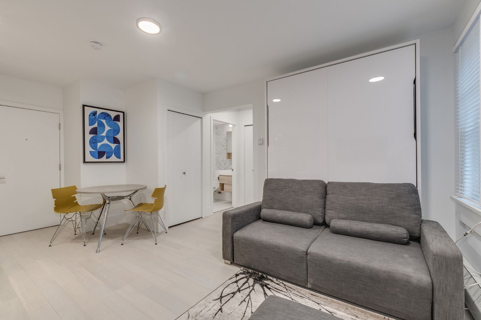 Studio Apartment for Rent - 1425 Haro St, Vancouver, BC 2