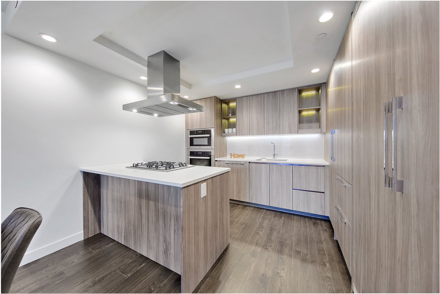2 Bedroom Apartment for Rent - 1768 Cook St, Vancouver, BC 4