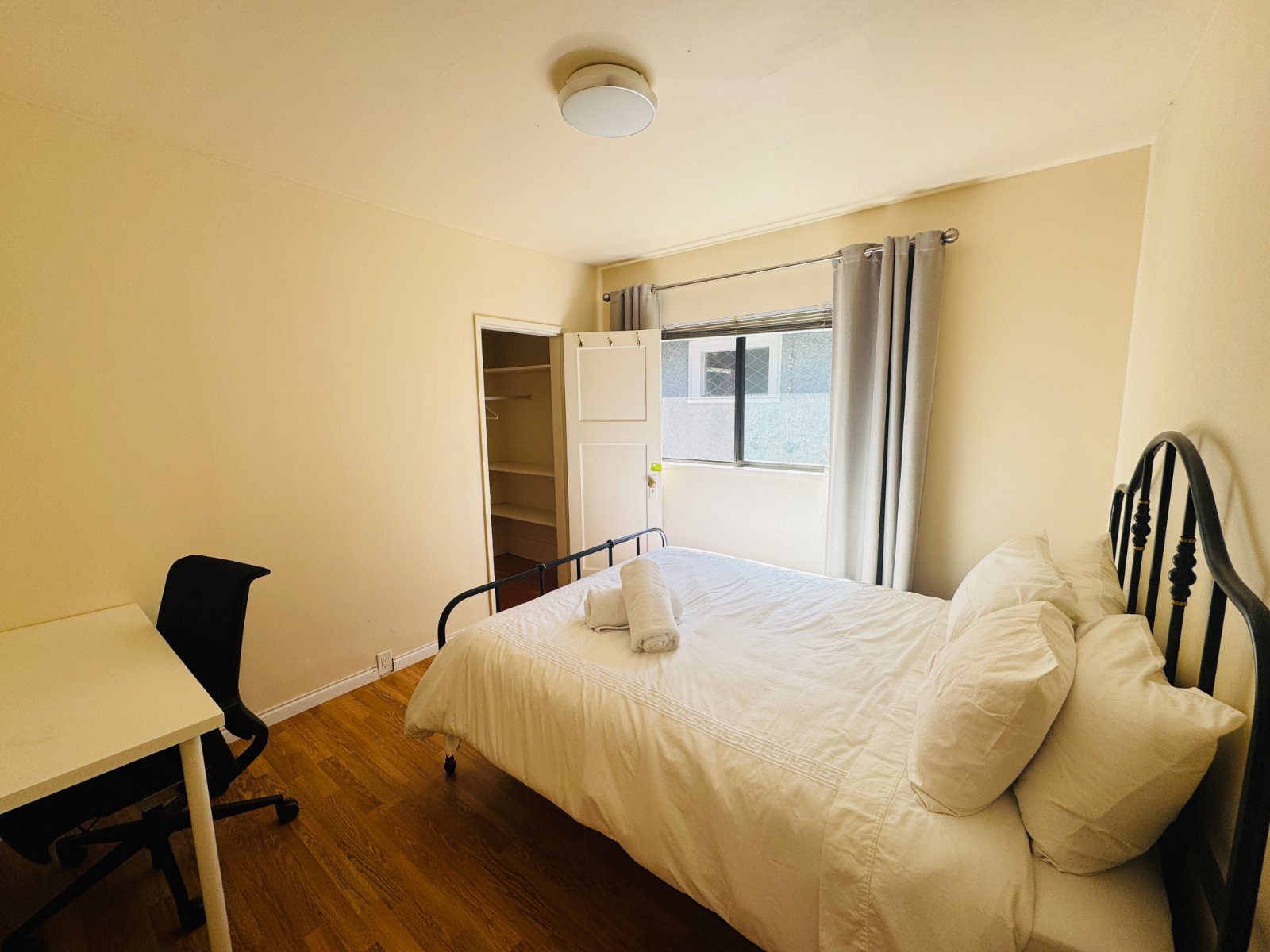 3 Bedroom Private Suite for Rent - 3829 W 18th Ave, Vancouver, BC 5