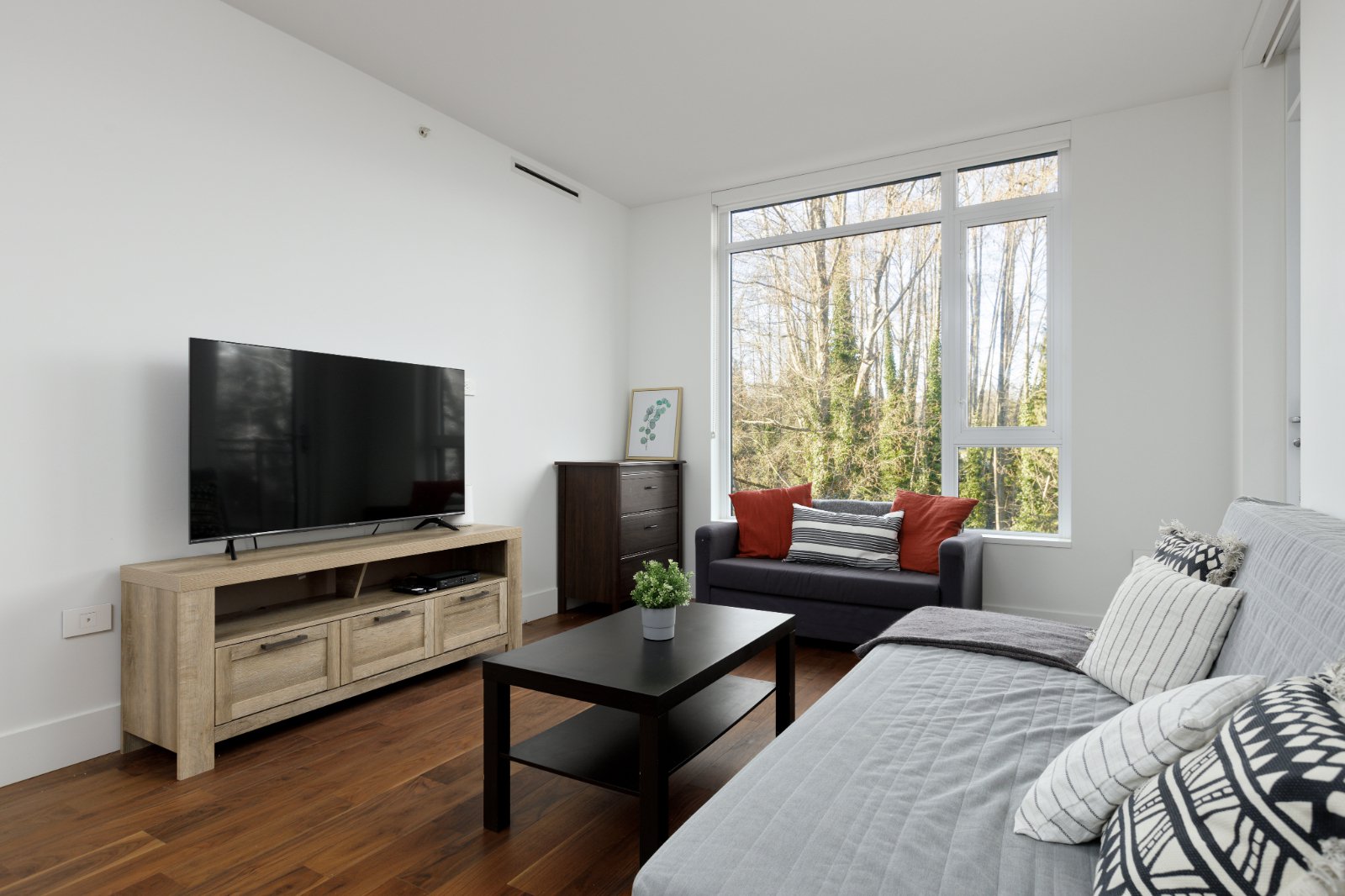 3 Bedroom Apartment for Rent - 7428 Alberta St, Vancouver, BC 5