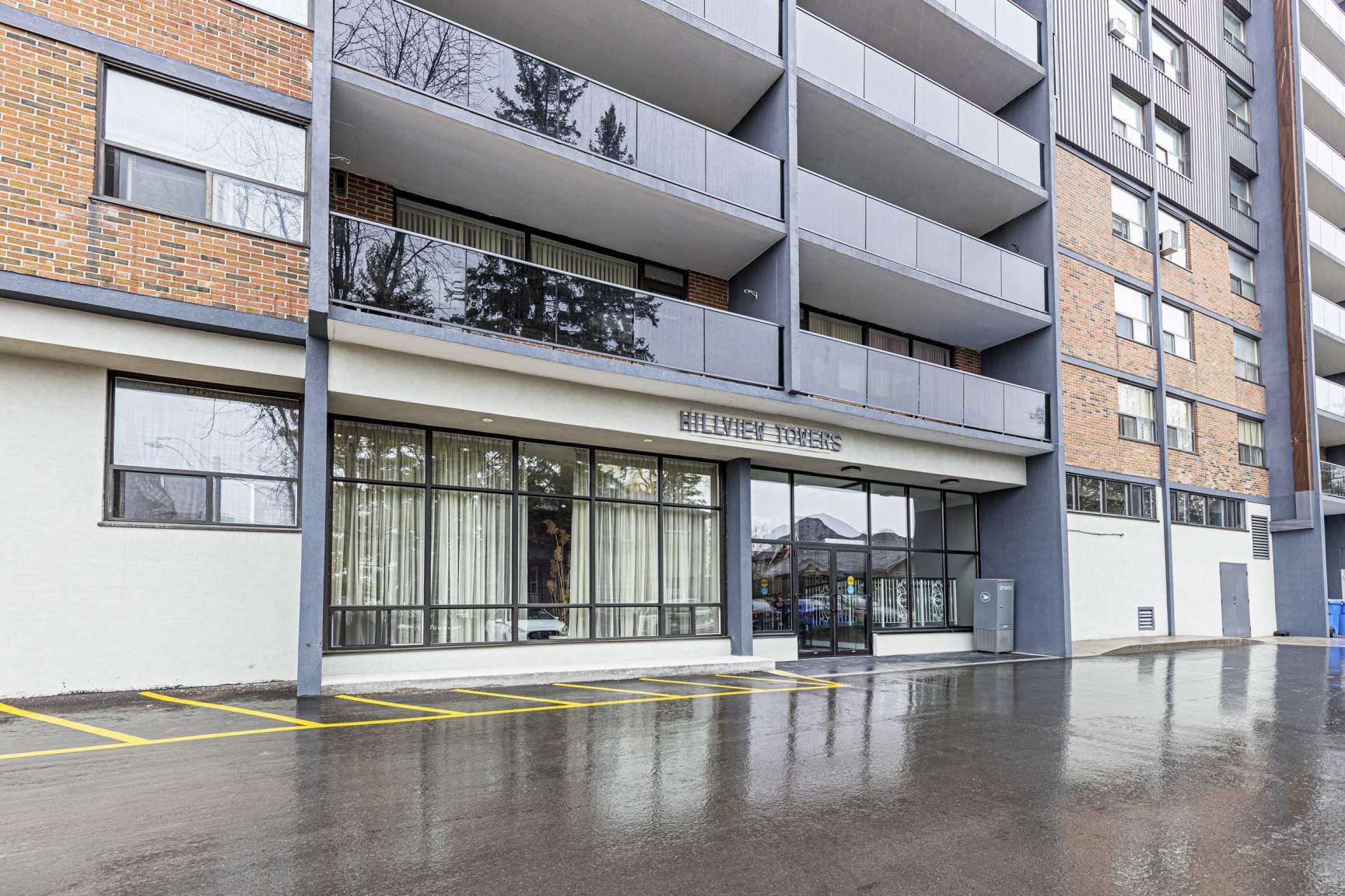 3 Bedroom Apartment for Rent - 60 Bridge Street West, Belleville, ON 2