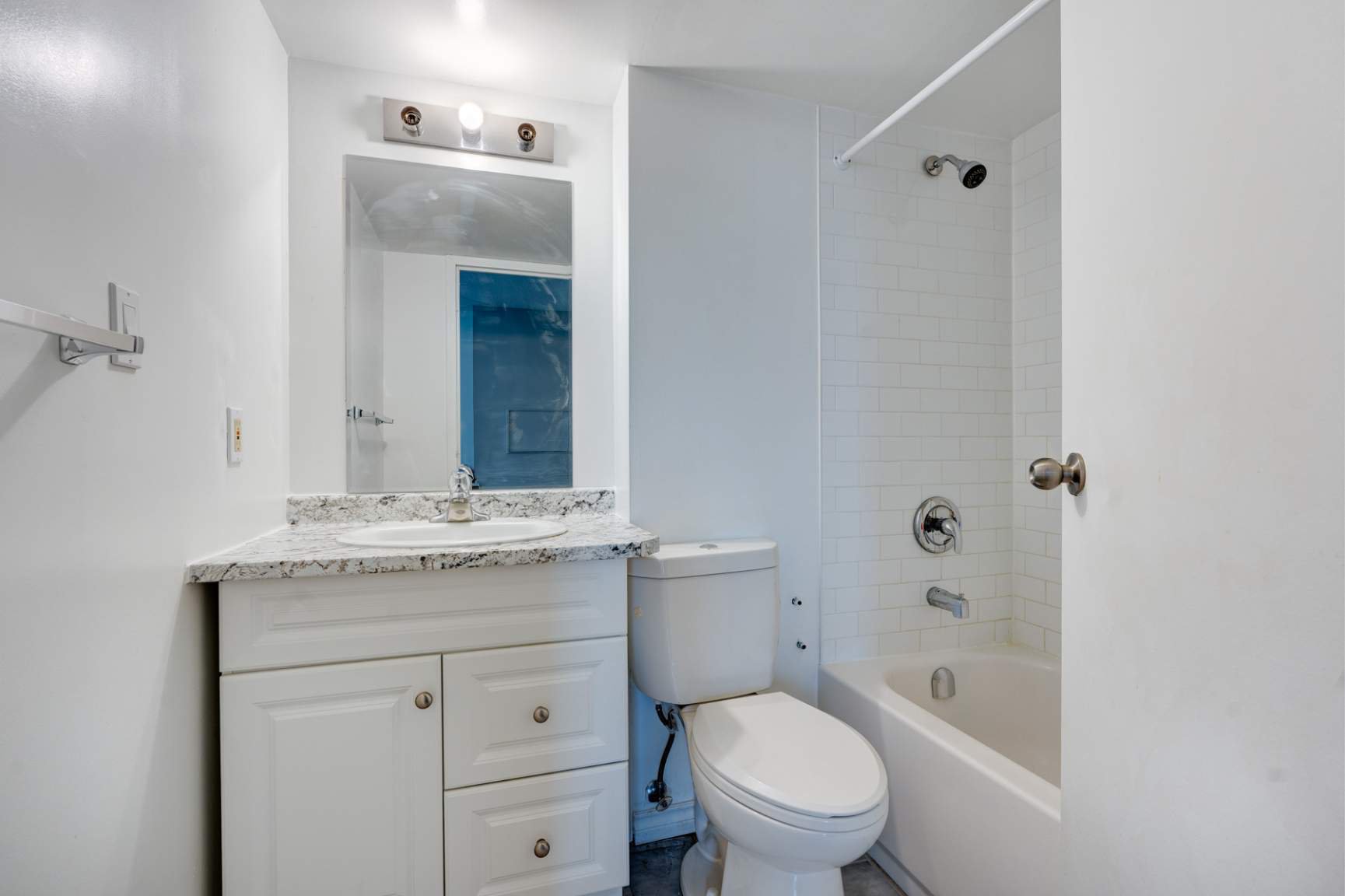 2 Bedroom Apartment for Rent - 46 Gale Crescent, St. Catharines, ON 4
