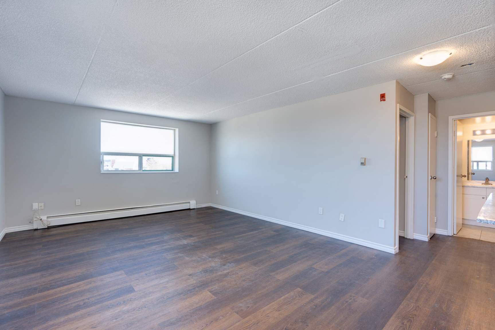 2 Bedroom Apartment for Rent - 46 Gale Crescent, St. Catharines, ON 3