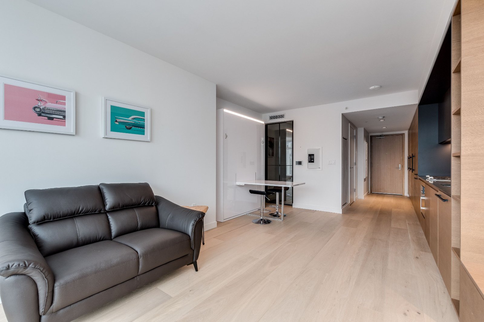 Studio Apartment for Rent - 1289 Hornby St, Vancouver, BC 2