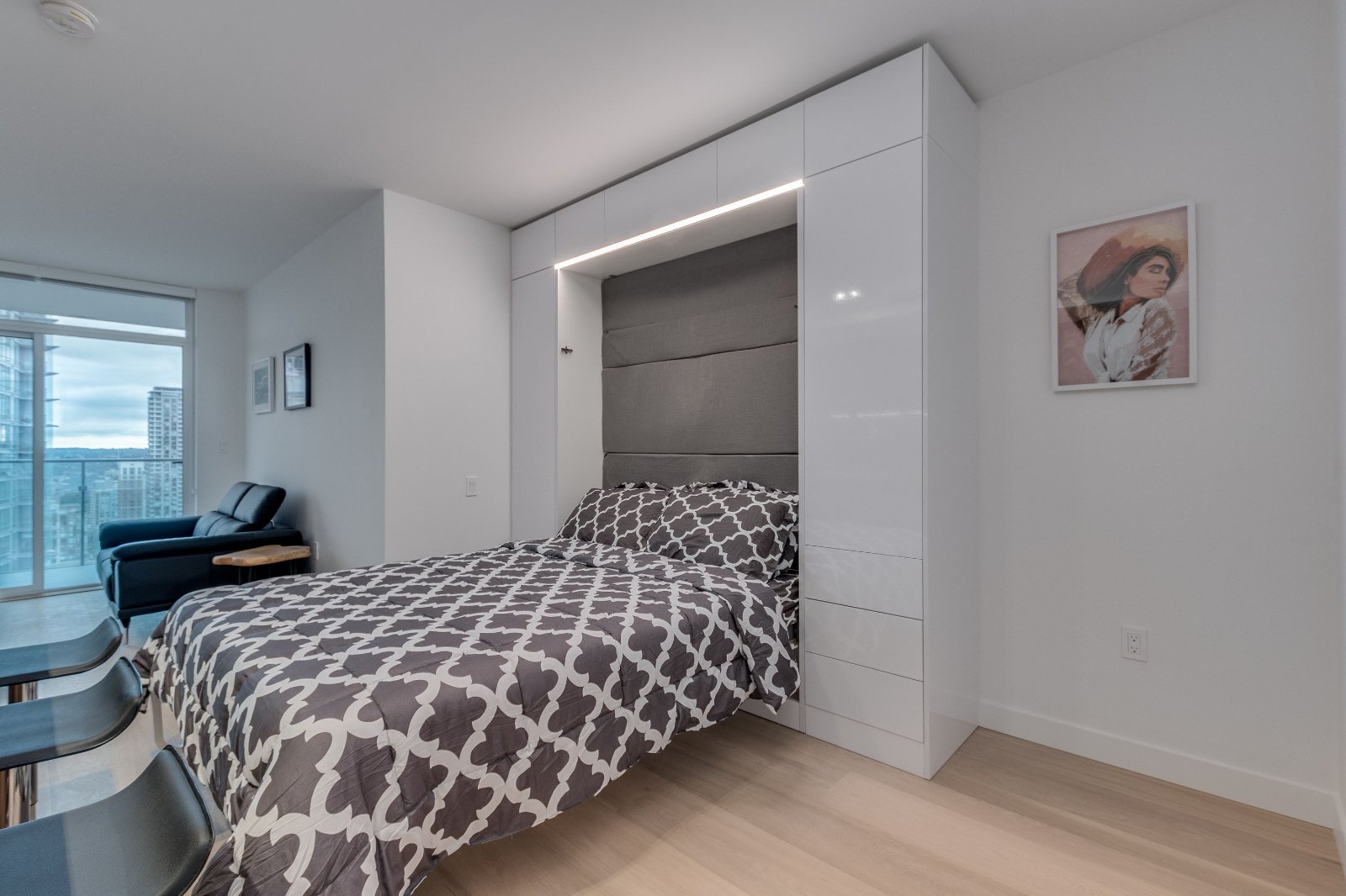 Studio Apartment for Rent - 1289 Hornby St, Vancouver, BC 4