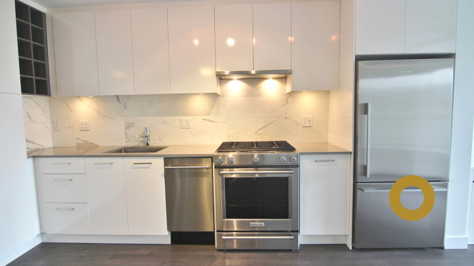 2 Bedroom Apartment for Rent - 231 Pender St E, Vancouver, BC 4