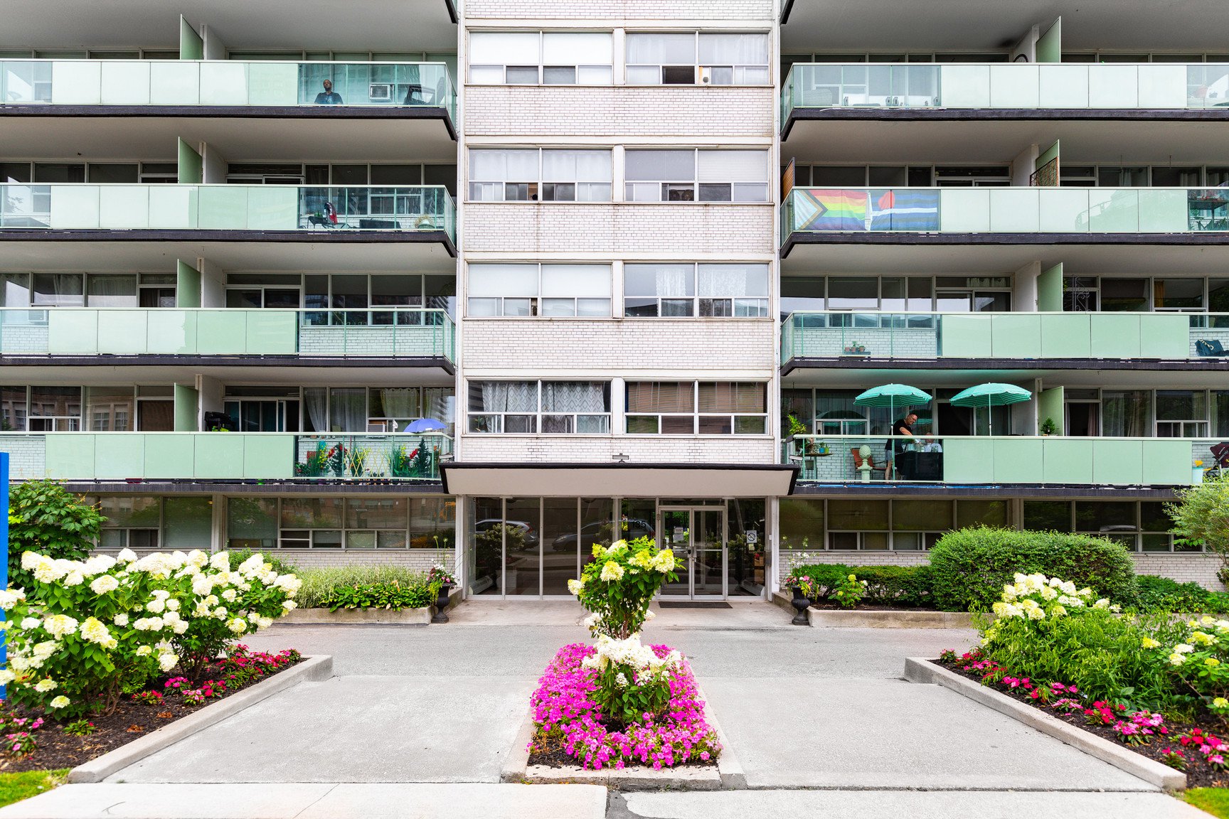 2 Bedroom Apartment for Rent - 135 Isabella Street, Toronto, ON 3