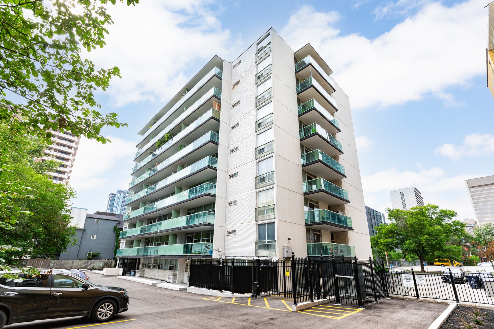 2 Bedroom Apartment for Rent - 135 Isabella Street, Toronto, ON 4