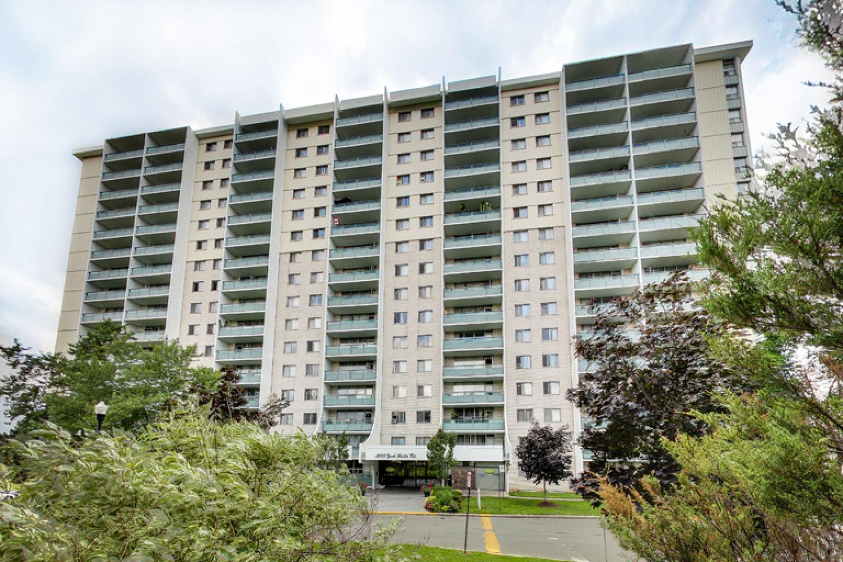 3 Bedroom Apartment for Rent - 1200 York Mills Rd, North York, ON 2
