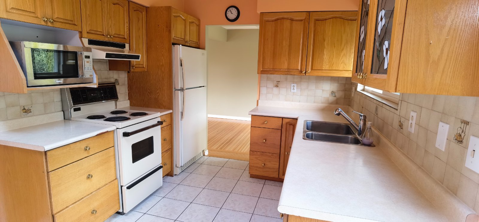 5 Bedroom House for Rent - Baker Dr, Coquitlam, BC 3