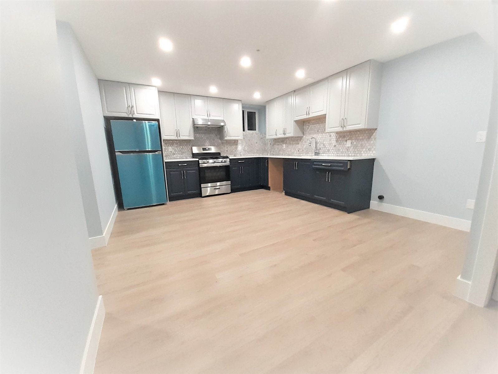 2 Bedroom Private Suite for Rent - 113 Ave, Maple Ridge, BC 3