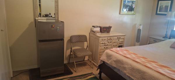 Room in Apartment for Rent - 2572 Birch St, Vancouver, BC 2