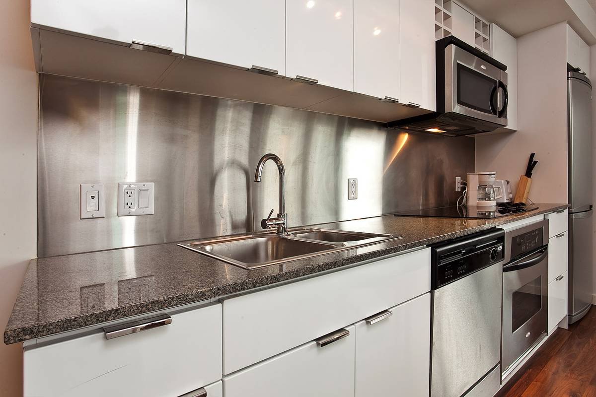 2 Bedroom Apartment for Rent - 788 Hamilton St, Vancouver, BC 4