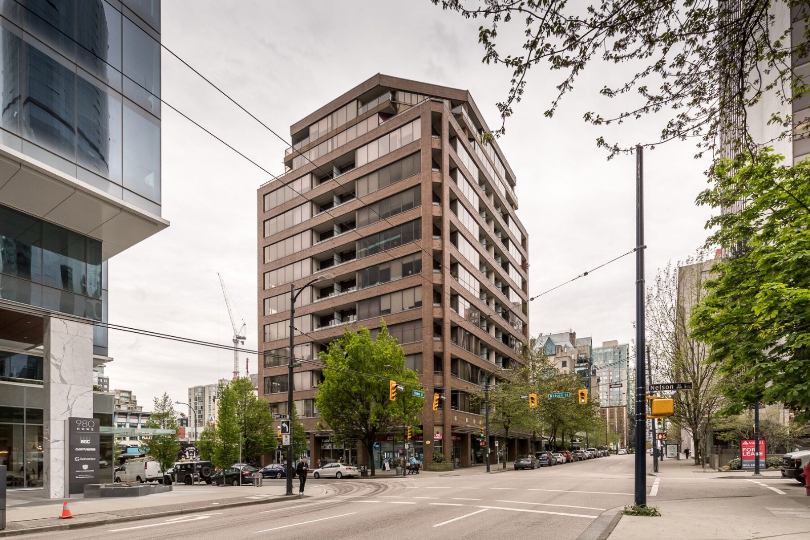 2 Bedroom Apartment for Rent - 1010 Howe Street, Vancouver, BC 3