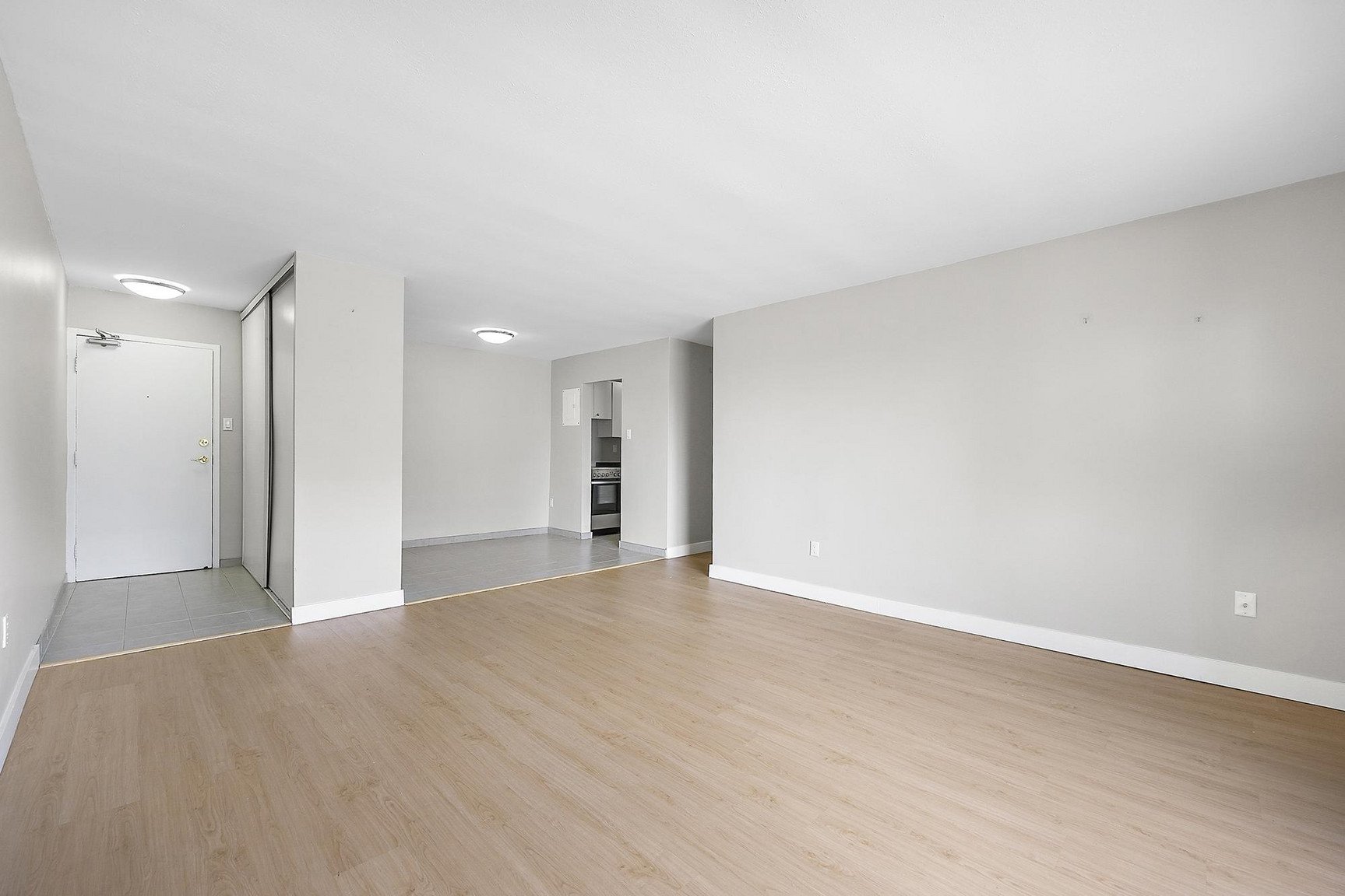 2 Bedroom Apartment for Rent - 725-745 Wonderland Road South, London, ON 4
