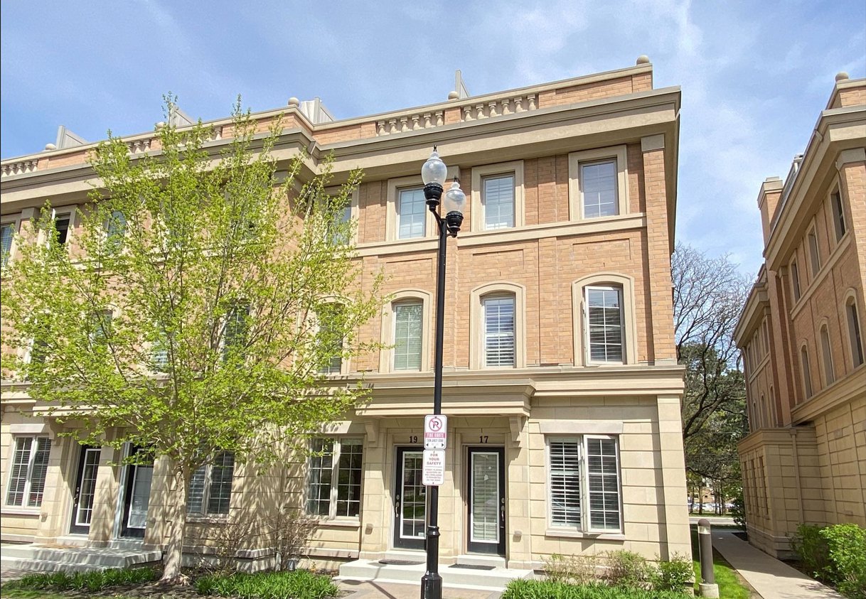 3 Bedroom House for Rent - Hargrave Ln, Toronto, ON 2
