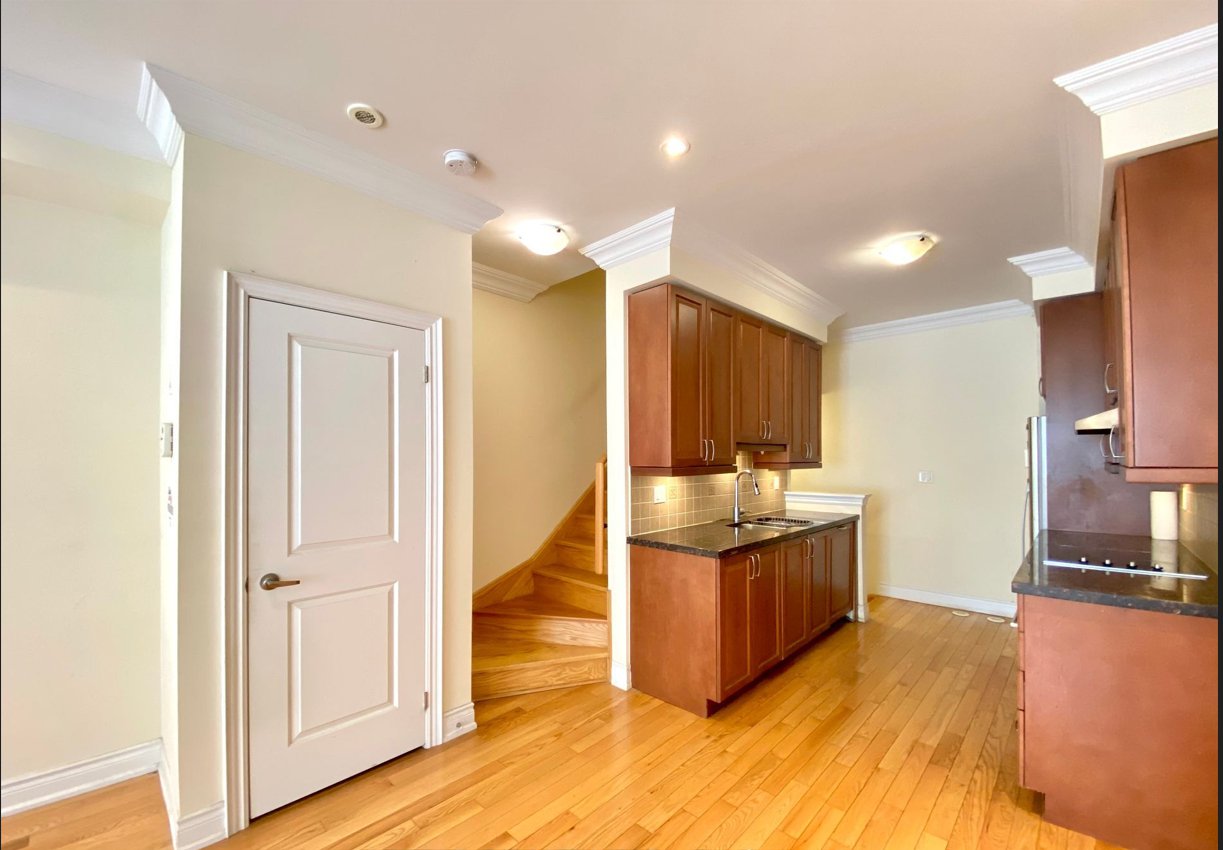 3 Bedroom House for Rent - Hargrave Ln, Toronto, ON 4