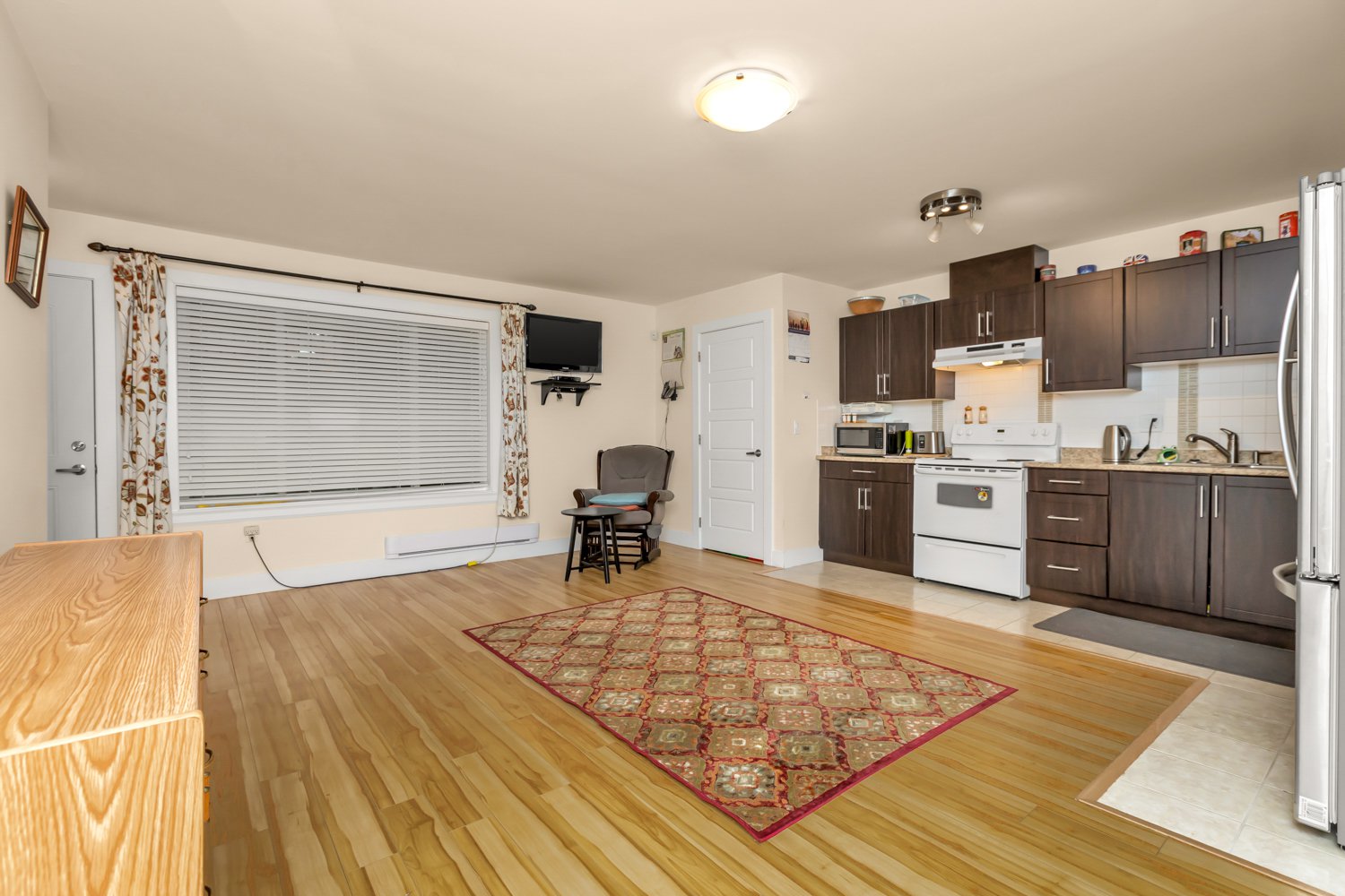 2 Bedroom Private Suite for Rent - 4886 200A St, Langley, BC 2