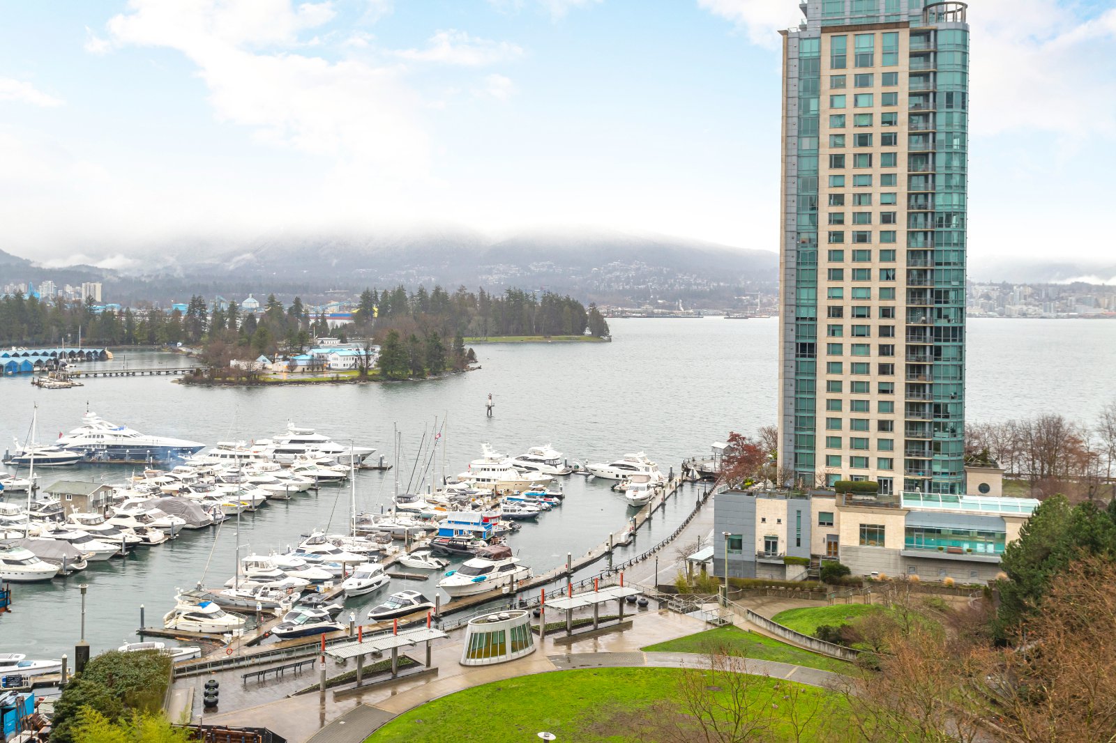 2 Bedroom Apartment for Rent - 555 Jervis St, Vancouver, BC 4