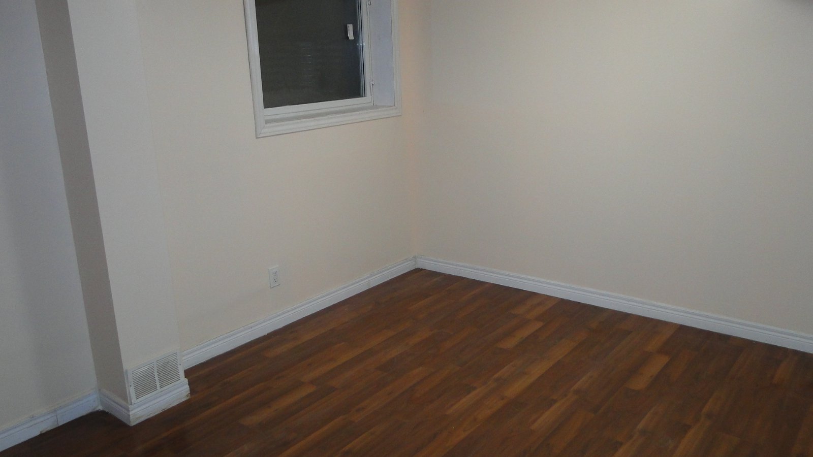 2 Bedroom Apartment for Rent - 48 Brighton Rd, Barrie, ON 3