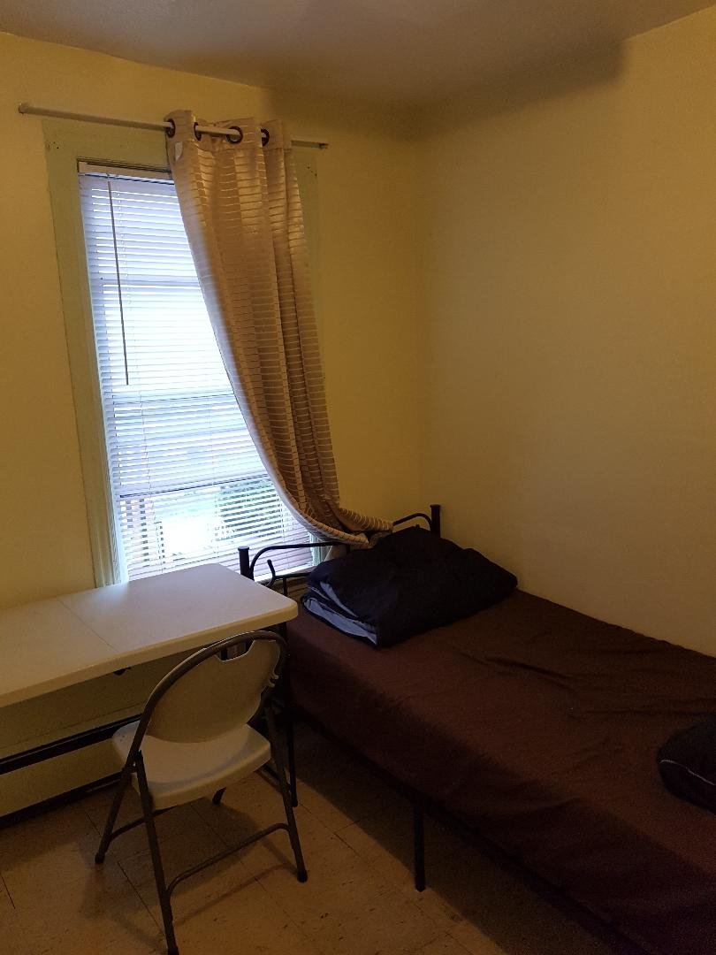 Room in House for Rent - Pembroke St, Toronto, ON 4