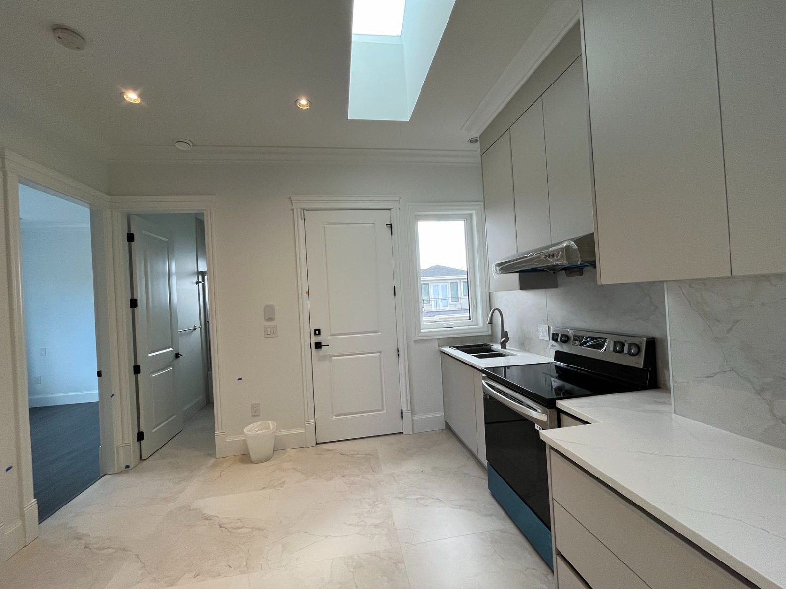 2 Bedroom Private Suite for Rent - Berry Rd, Richmond, BC 4