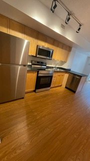 2 Bedroom Apartment for Rent - 75 Dalhousie St, Toronto, ON 4