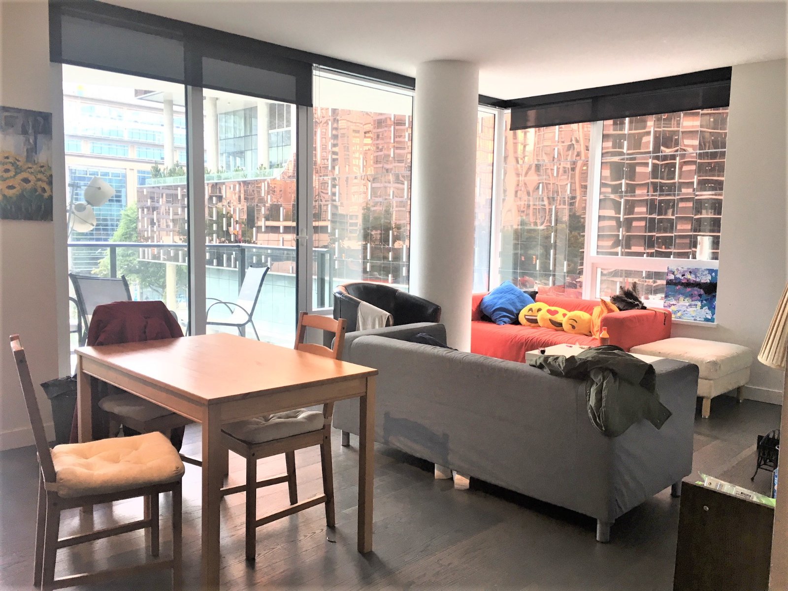 2 Bedroom Apartment for Rent - 68 Smithe St, Vancouver, BC 2