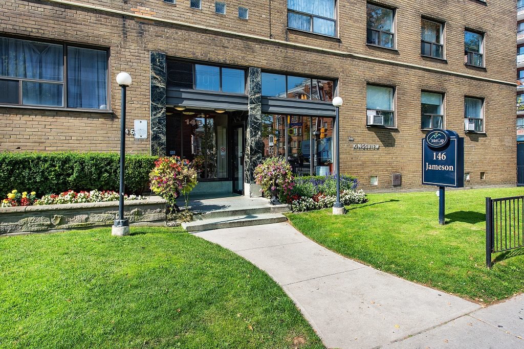 Studio Apartment for Rent - 140, 146 Jameson Avenue, Toronto, ON 5