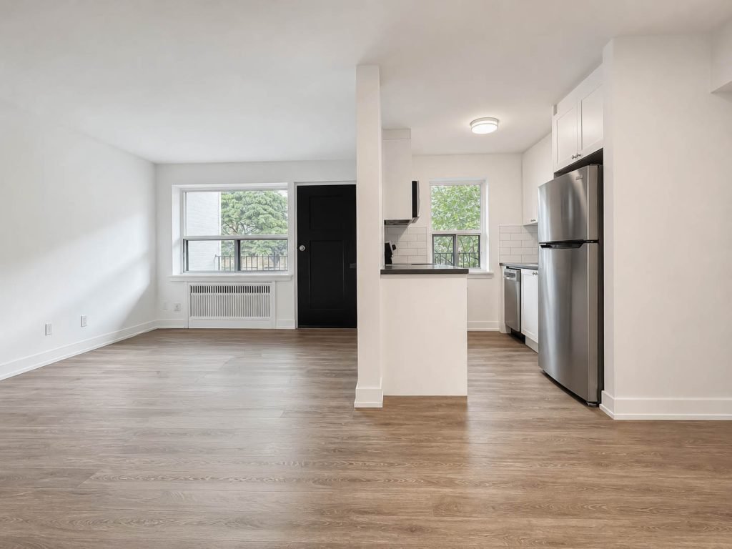 2 Bedroom Apartment for Rent - 12 Kinsdale Boulevard, Etobicoke, ON 3