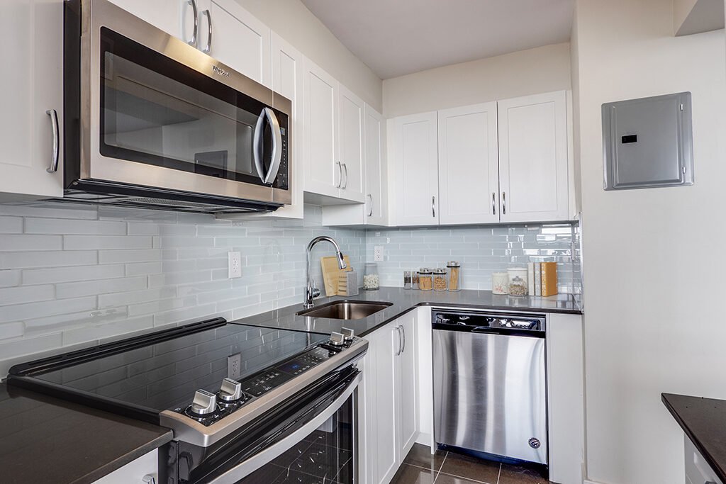 2 Bedroom Apartment for Rent - 1315 Silver Spear Rd, Mississauga, ON 2