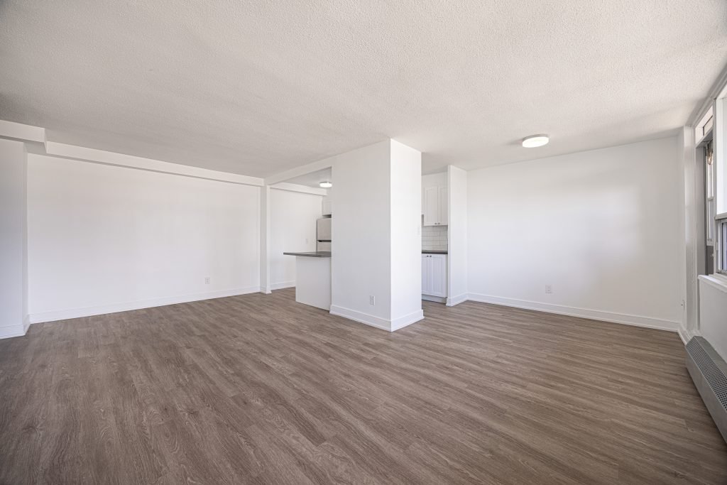 2 Bedroom Apartment for Rent - 15 Eva Rd, Toronto, ON 4