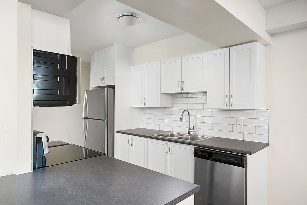 2 Bedroom Apartment for Rent - 25 Cougar Ct, Scarborough, ON 3