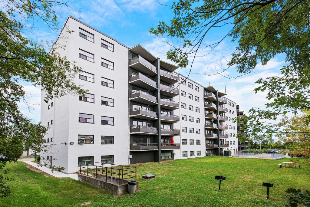 2 Bedroom Apartment for Rent - 24 Ida St, St. Catharines, ON 3