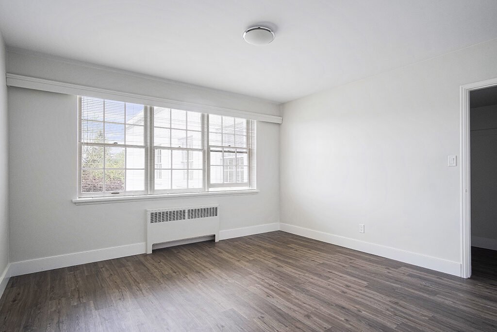 Studio Apartment for Rent - 5450 University Boulevard, Vancouver, BC 3