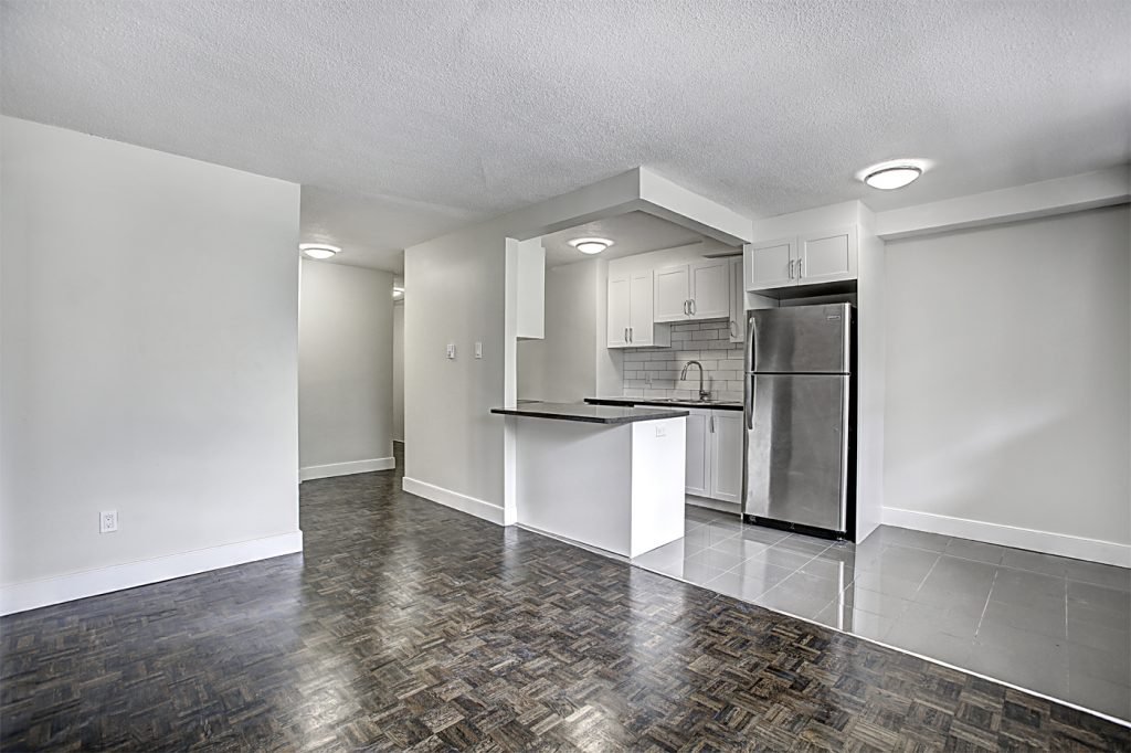 2 Bedroom Apartment for Rent - 490 Nelson Ave, Burlington, ON 3