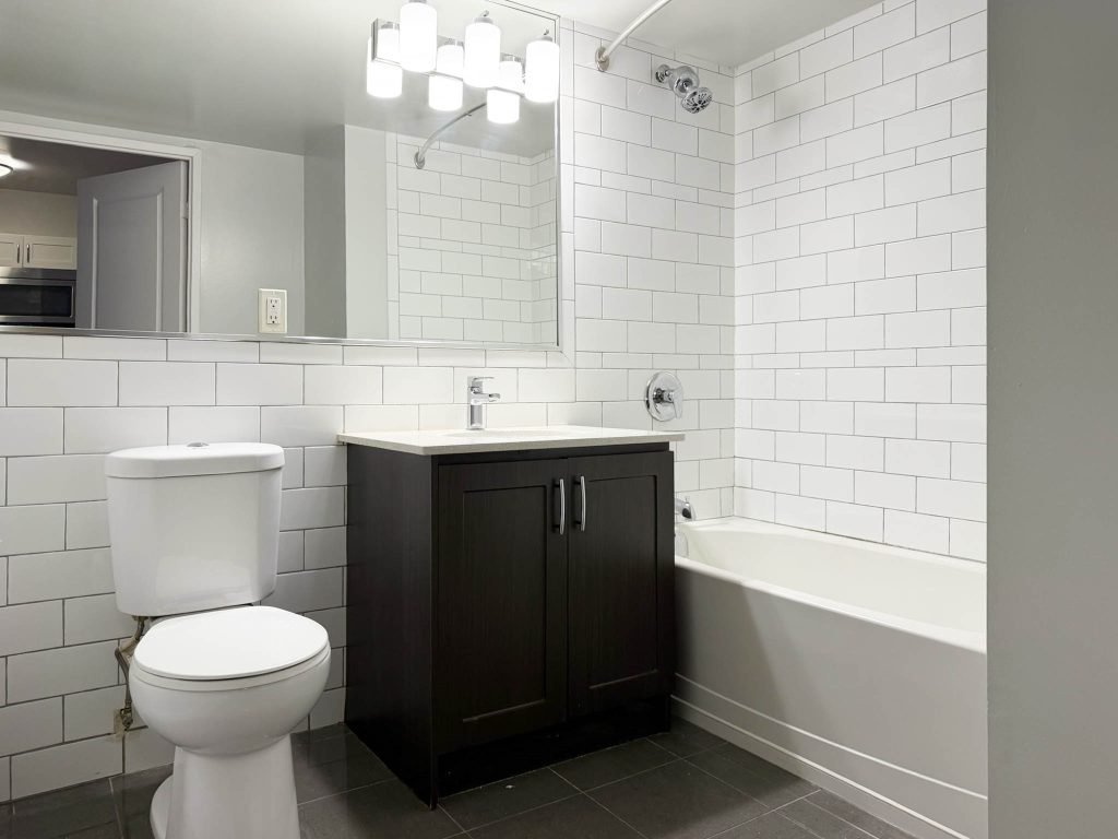 3 Bedroom Apartment for Rent - 295 Dufferin Street, Toronto, ON 5