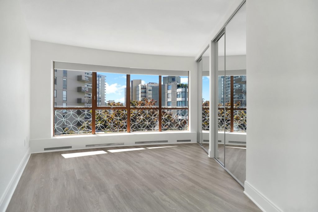 3 Bedroom Apartment for Rent - 2190 Bellevue Ave, West Vancouver, BC 4