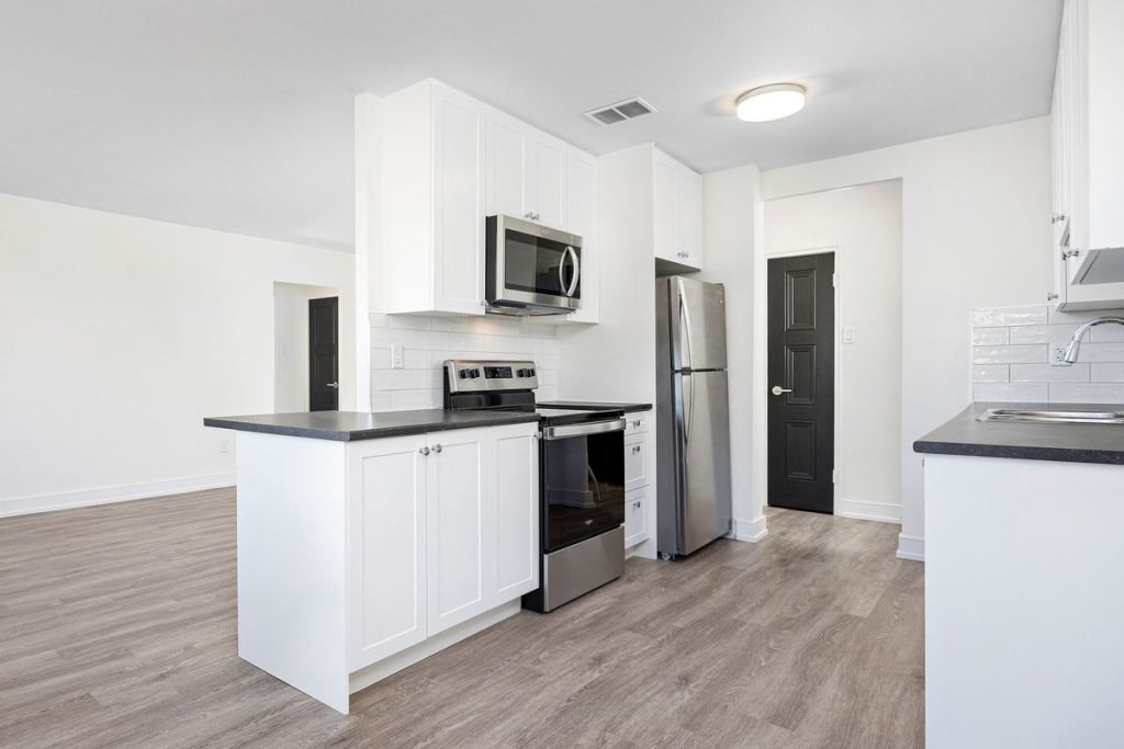 2 Bedroom Apartment for Rent - 877 Kennedy Road, Scarborough, ON 5